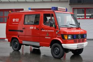 Mercedes-Benz 310 4x4 Rosenbauer Vorausrustwagen 1990 года